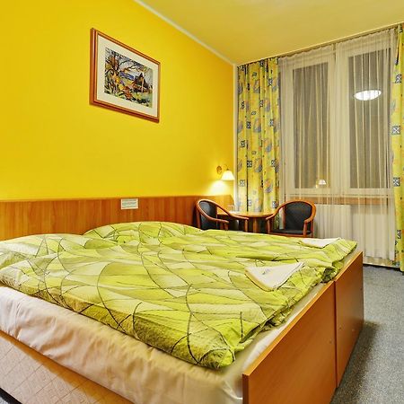 Hotel Slunce Havlíčkŭv Brod Eksteriør billede