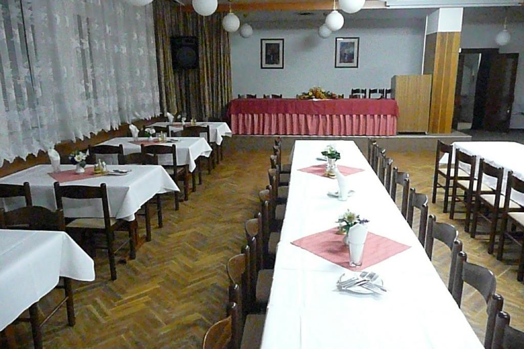 Hotel Slunce Havlíčkŭv Brod Eksteriør billede