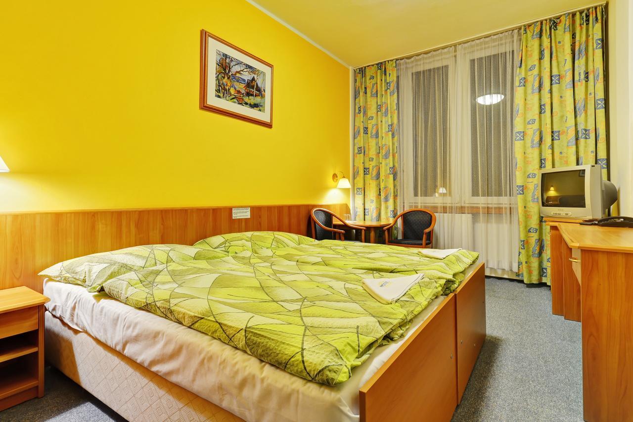 Hotel Slunce Havlíčkŭv Brod Eksteriør billede